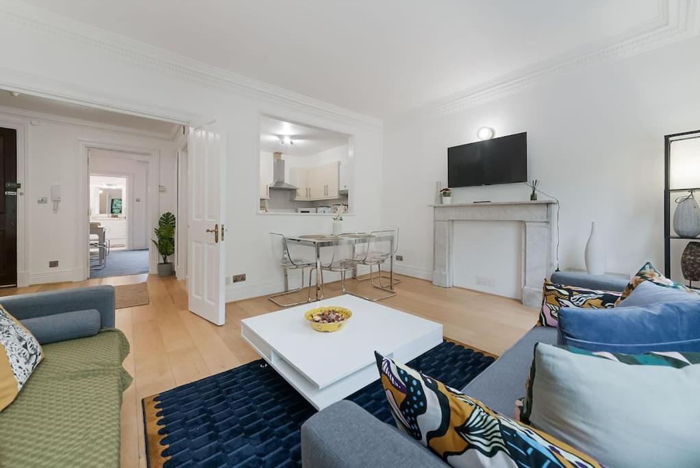 Knightsbridge Two Bed Apartment London Exterior foto